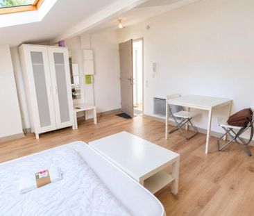Location Appartement 1 pièce 26m² BORDEAUX 33800 - Photo 1
