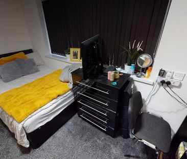 16 Fairgreen Way Selly Oak - Photo 4