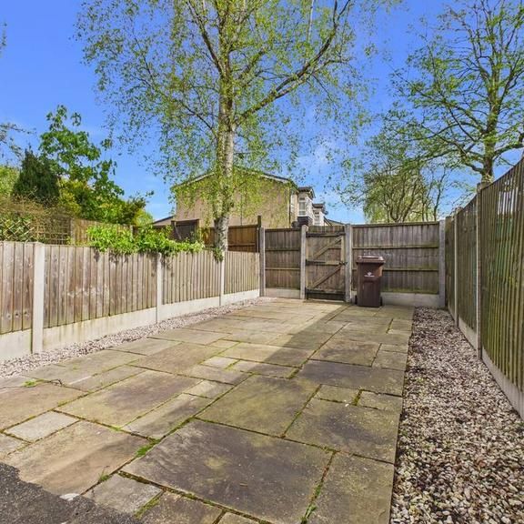 2 bedroom terraced house to rent - Photo 1