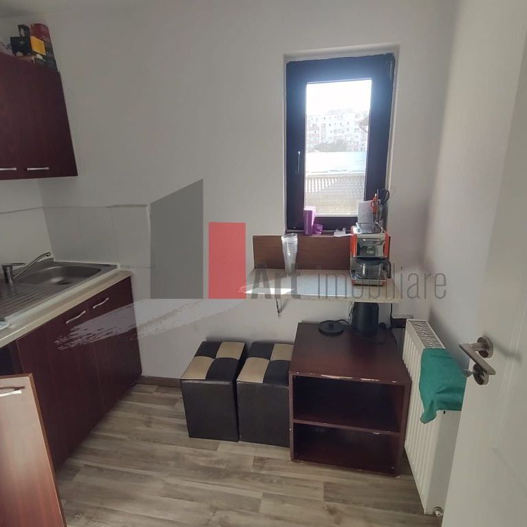 Închiriere casă 5 camere Șoseaua Progresului - Jumbo L... - Fotografie 1