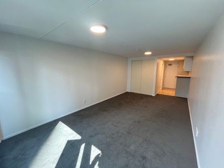 Clever Studio in a Prime Location - Photo 5