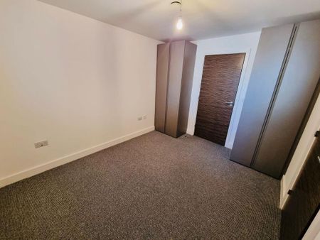 2 bedroom apartment to rent - Photo 4