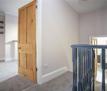 2 bedroom terraced house to rent - Photo 2