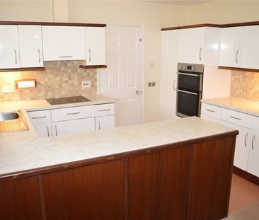 Jury Park, South Molton, Devon, EX36 - Photo 2