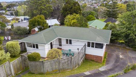 Newly Renovated Spacious Rental in the Current Zones of Westlake Boys and Girls High Schools - Photo 2