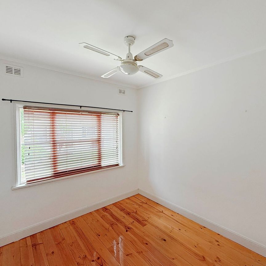 Centrally Located Two Bedroom Unit - APPLICATIONS NOW CLOSED - Photo 1