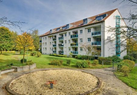 2-Zimmer-Wohnung mit schönem Balkon, NUR mit WBS für zwei Personen - Photo 2