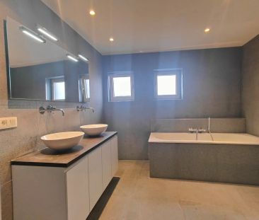 Verzorgd tweeslaapkamer appartement in het centrum van Meulebeke - Foto 6