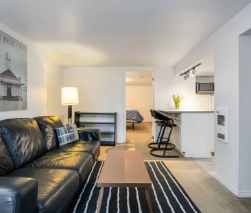 For Lease - 130 Kenilworth Avenue, Toronto, Ontario - Photo 6