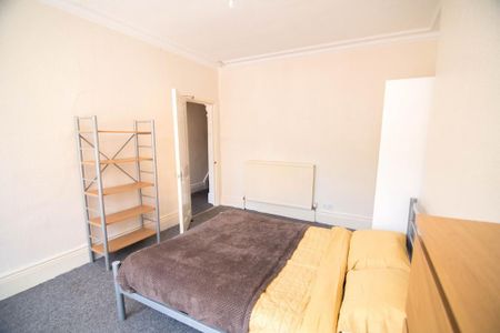 6 bedroom house share to rent - Photo 4