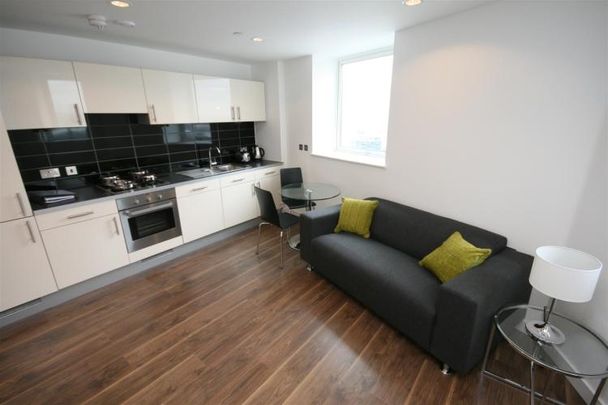 Studio to rent - Photo 1