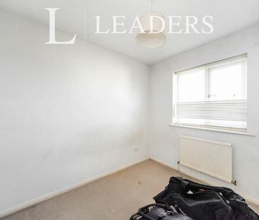 2 bedroom property to rent Coltsfoot Green, Luton, LU4 - Photo 1