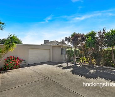 39 Pinetree Crescent, - Photo 6