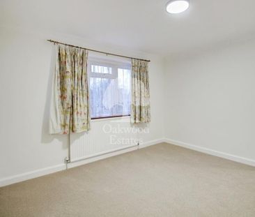 2 bedroom semi-detached house to rent - Photo 6