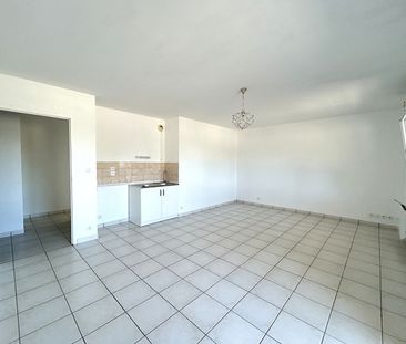 Location Appartement 3 pièces 62m² - Photo 3