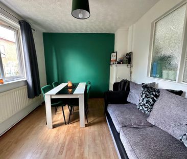 3 bedroom house to rent - Photo 3