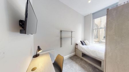 6 bedroom flat to rent - Photo 4