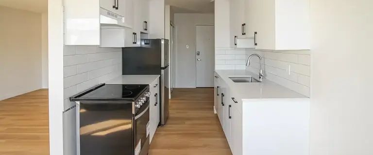 SandStone 124th - 12403 117th | 12403 117 Avenue Northwest, Edmonton - Photo 1