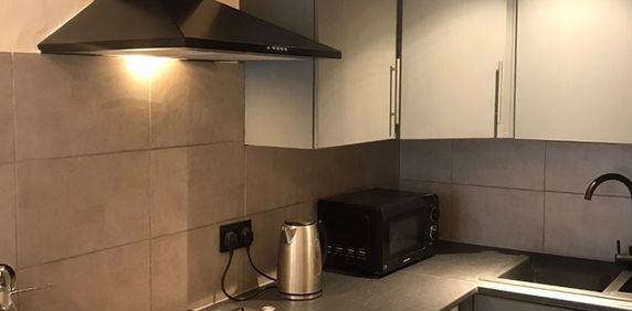 1 Bed Flat, Holmhead Place, G44 - Photo 2