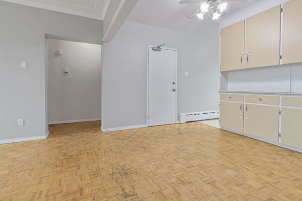 6 - 500 Clarence Street - Photo 1