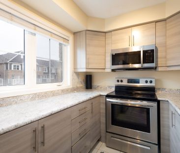 For Lease - 75 Bond Head Court, Milton, Ontario - Photo 6