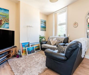 2 bed maisonette to rent in Rothbury Terrace, Heaton, NE6 - Photo 2