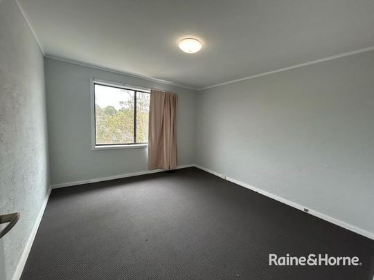 8/11 Queen Street, Goulburn, NSW 2580 - Photo 1