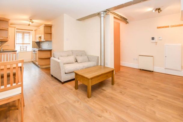 1 bedroom flat to rent - Photo 1