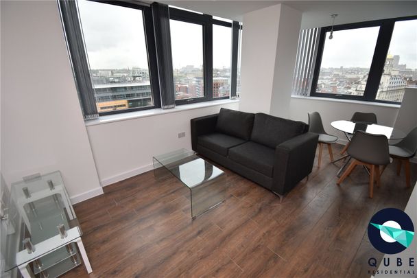 2 bedroom Flat To Rent - Photo 1