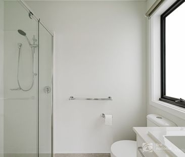 Charming Home with Modern Comforts - Photo 4