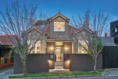 2 Meryl Street, Armadale VIC 3143 - House For Rent | Domain - Photo 4