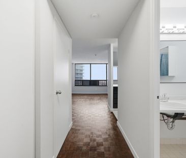 For Lease - 2360 Dundas Street Unit# 1913B, Toronto, Ontario - Photo 4