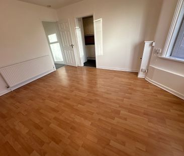 Wimborne Road, Bournemouth - Photo 1