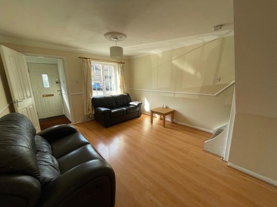 Acorn Grove, Cardiff, Pontprennau - Photo 1