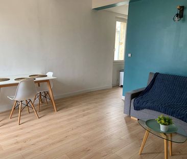 Location appartement 2 pièces 48.43 m² à Hyères (83400) - Photo 2