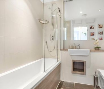 1 Bed Flat, Keir Hardie, E16 - Photo 6