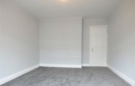 3 Bed End Terrace, Chudleigh Road, M8 - Photo 3