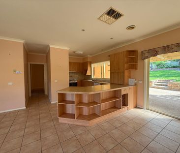 Large Home with Views - Photo 5