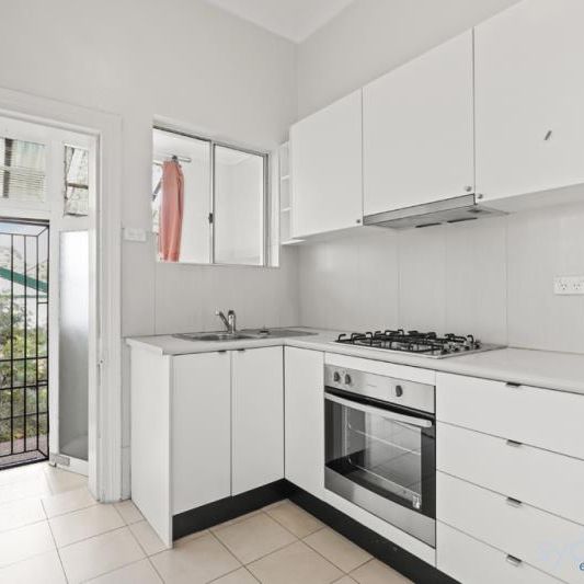 65 Macaulay Rd STANMORE NSW 2048 - Photo 1