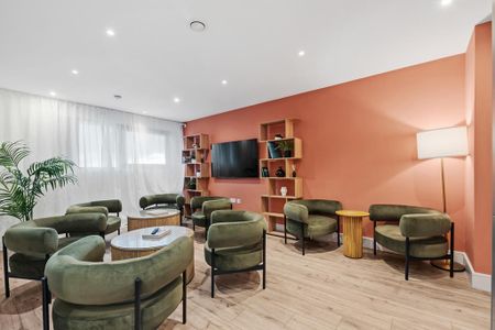 1 bedroom flat to rent - Photo 2