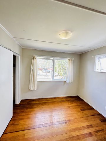 PAPAKURA, 4 BEDROOMS - Photo 4