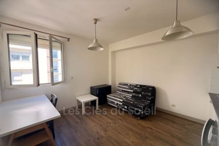 Location appartement studio 19 m² Toulon - Photo 4