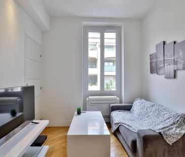 Location Appartement 2 pièces 27m² VILLEFRANCHE SUR MER 06230 - Photo 1