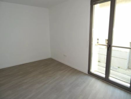 Location appartement T4 80.90m² à Reims (51100) - Photo 3