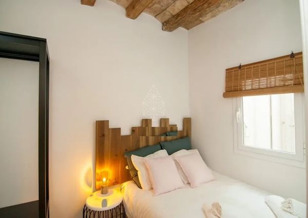 Carrer de les Carretes, Barcelona, Catalonia 08001