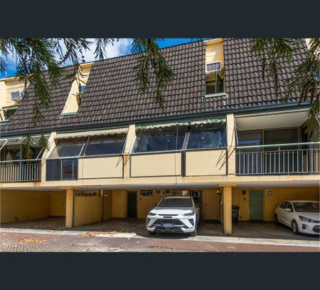 2/12 Mill Point Road, South Perth, WA 6151 - Photo 4