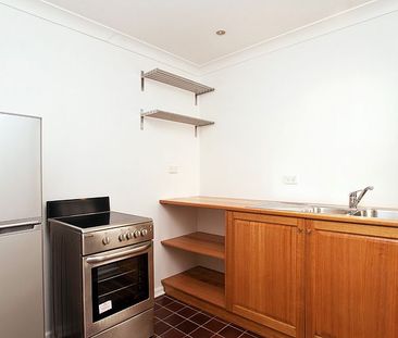 Beautiful one bedroom workers cottage - Photo 5