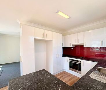 Direct Waterfront Access! - Photo 4