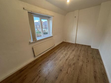 2 bedroom end of terrace house to rent - Photo 3