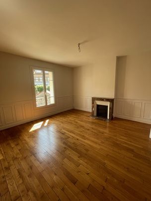 Location Appartement 5 pièces 144m² MELUN 77000 - Photo 1